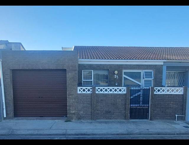 3 BEDROOM HOUSE FOR SALE IN ROCKLANDS